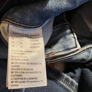 Women’s American Eagle Jeans